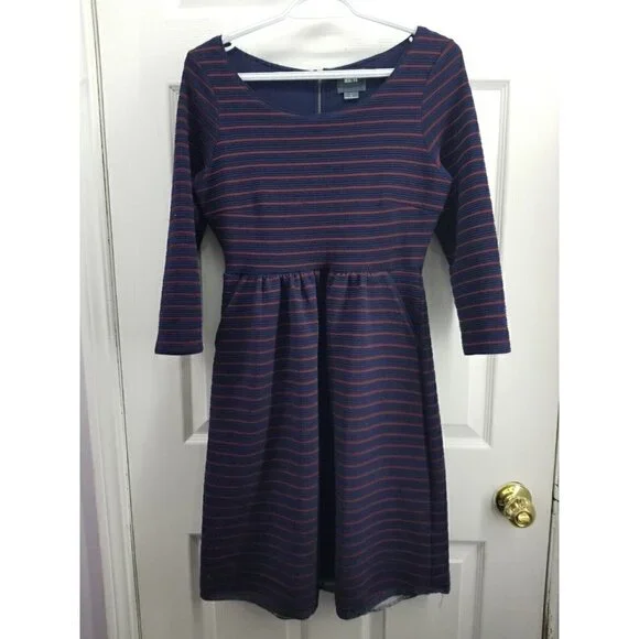 Maeve by Anthropologie Navy Burgundy Stretch Dress Pockets Size 2 EUC - Picture 1 of 9